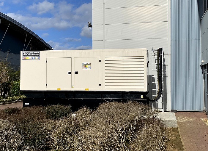 Power continuity 650kva canopied diesel generator