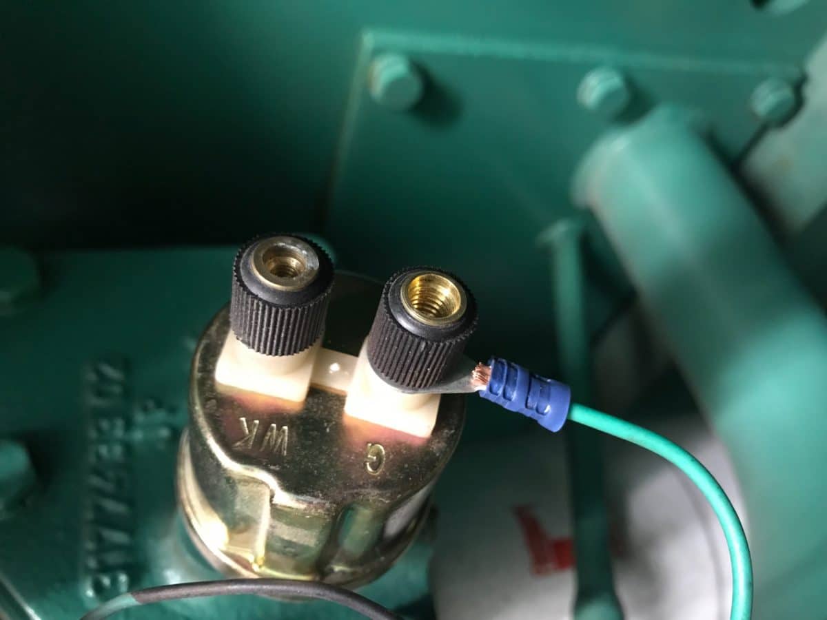 Power continuity example of oil sender pressure switch